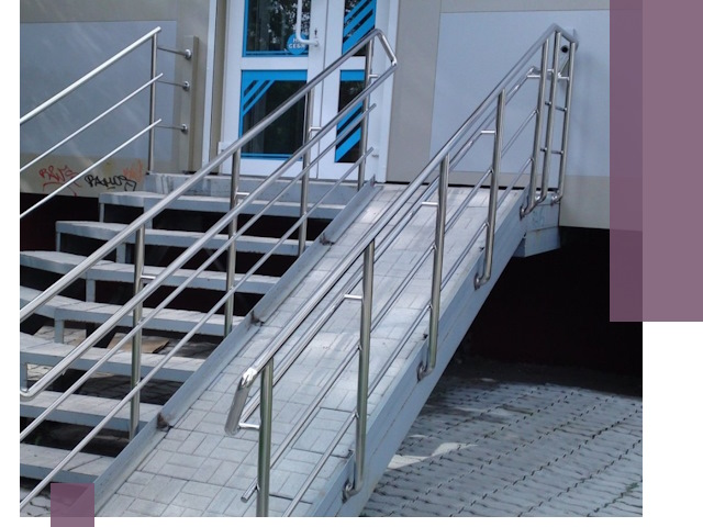 Пандус на крыльцо под ключ в Элисте: монтаж и изготовление